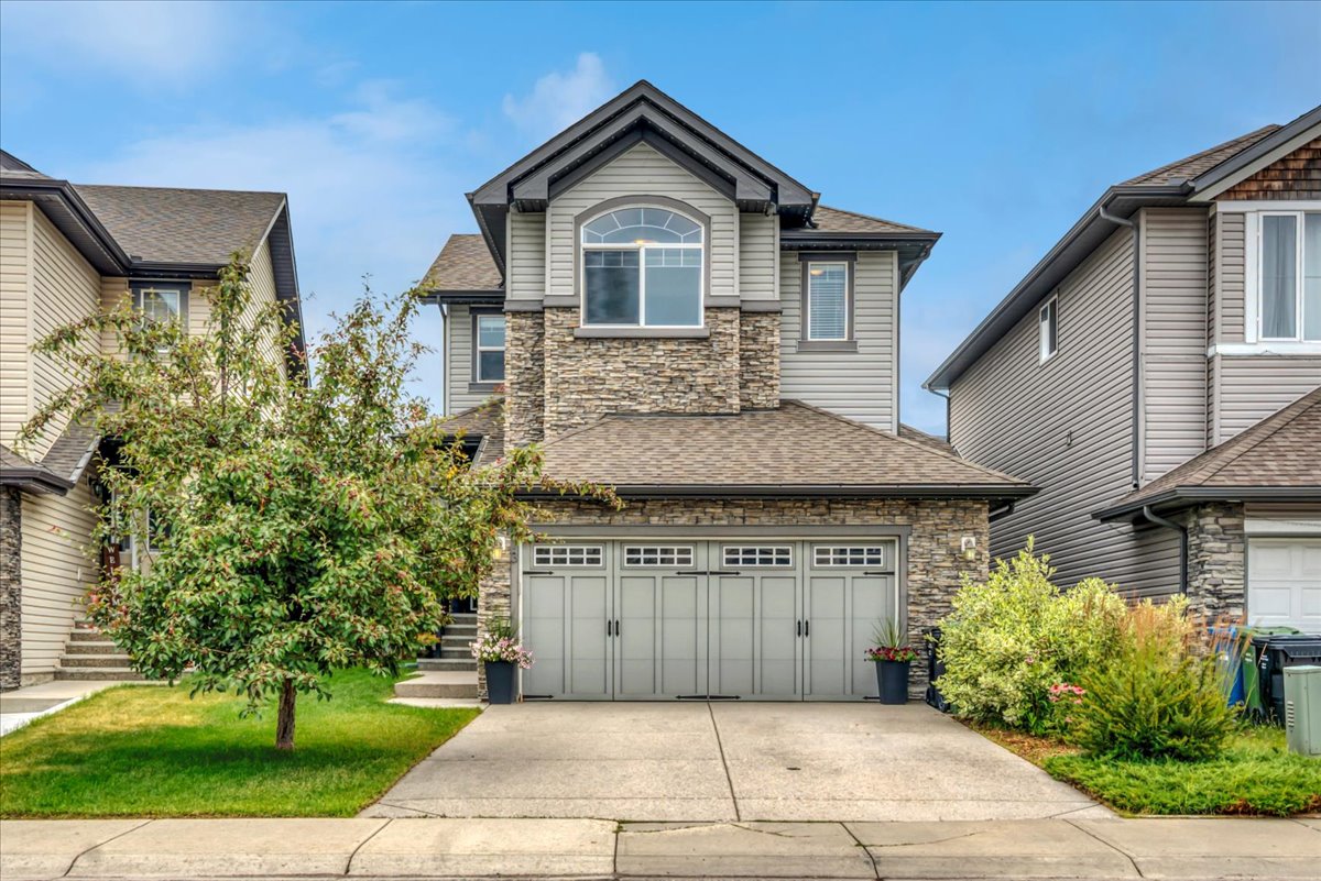 13 Cranberry Avenue SE Calgary Cranston sold home listed by Lush Realty