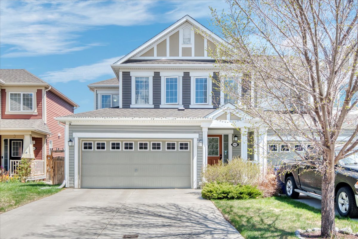 145 Viewpointe Terrace Chestermere home for sale listed by Lush Realty