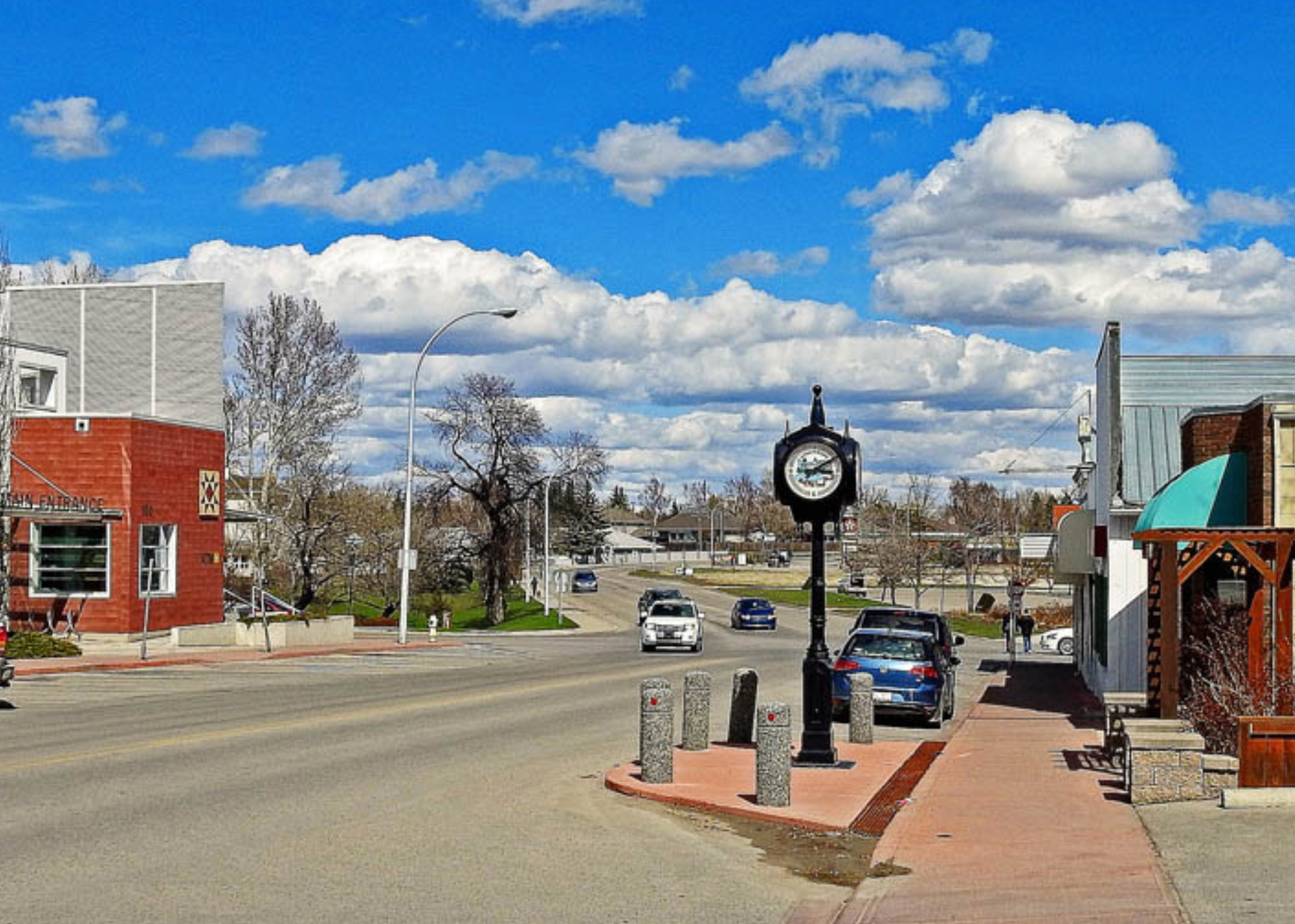 Downtown Strathmore Alberta and local businesses